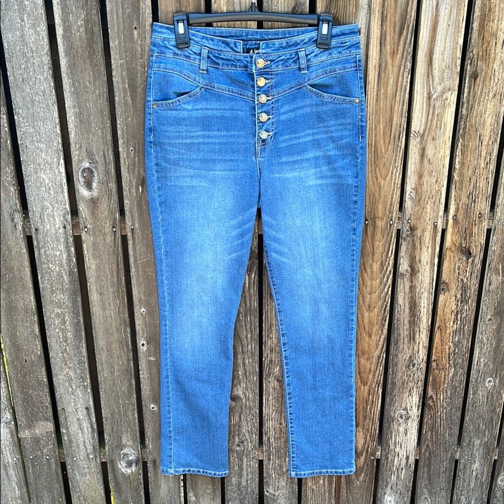 d. jeans 10 Blue Denim Jeans Stretch Denim Exposed Button Front Feminine Style